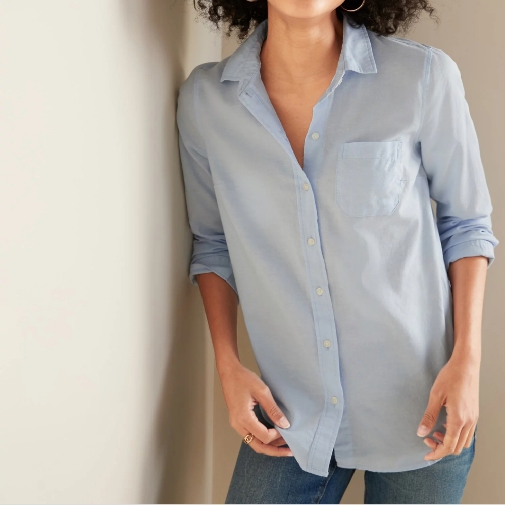 NWT Old Navy Sky blue button down long sleeve shirt